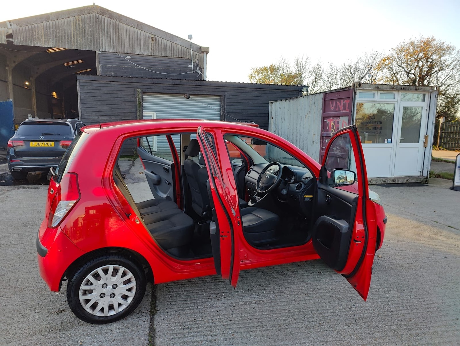 Used Hyundai i10 2011 for sale - 76600157: Photo 38