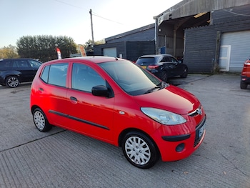 Used Hyundai i10 2011 for sale - 76600157: Photo