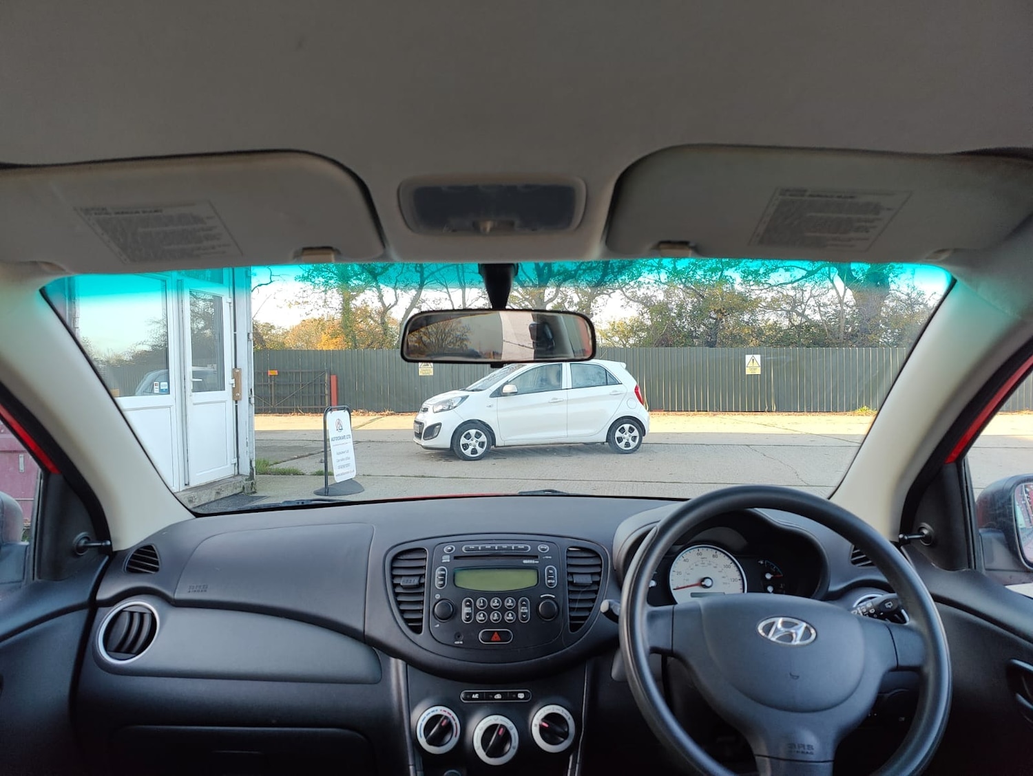 Used Hyundai i10 2011 for sale - 76600157: Photo 45