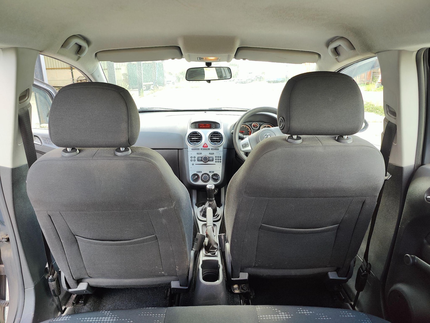 Vehicle 29