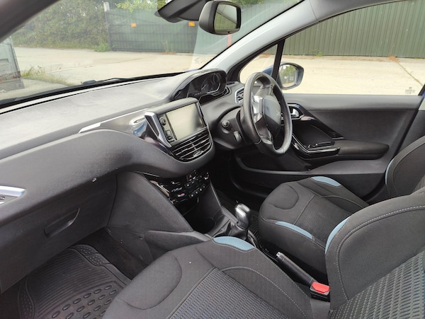 Used Peugeot 208 2015 for sale - 75334150: Photo 18