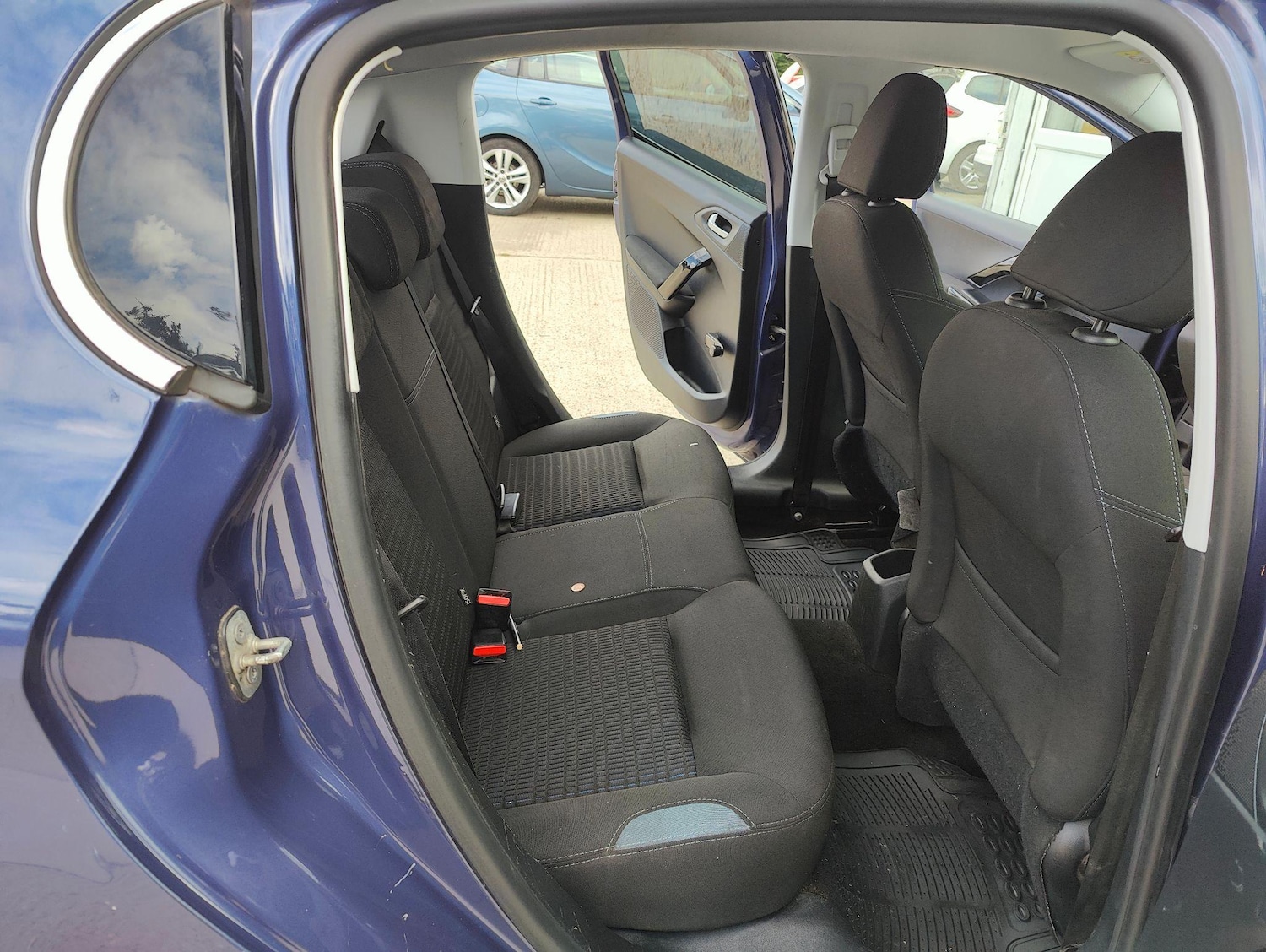 Vehicle 25