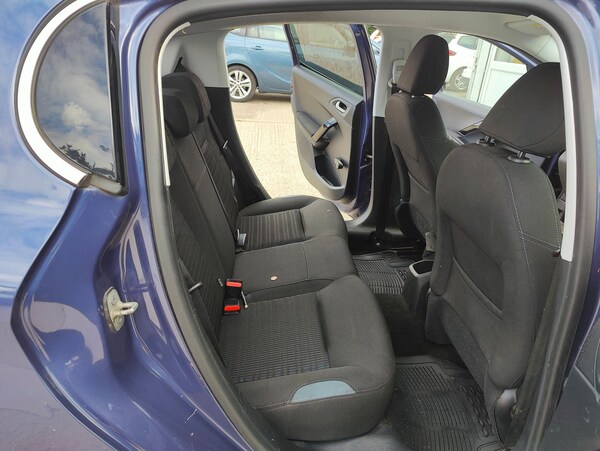 Used Peugeot 208 2015 for sale - 75334150: Photo 26