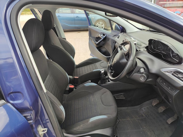 Used Peugeot 208 2015 for sale - 75334150: Photo 30