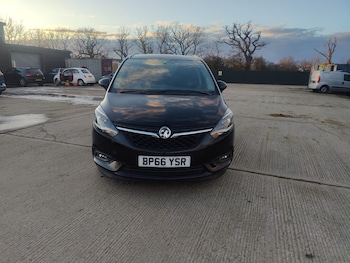 Used Vauxhall Zafira 2016 for sale - 77707342: Photo