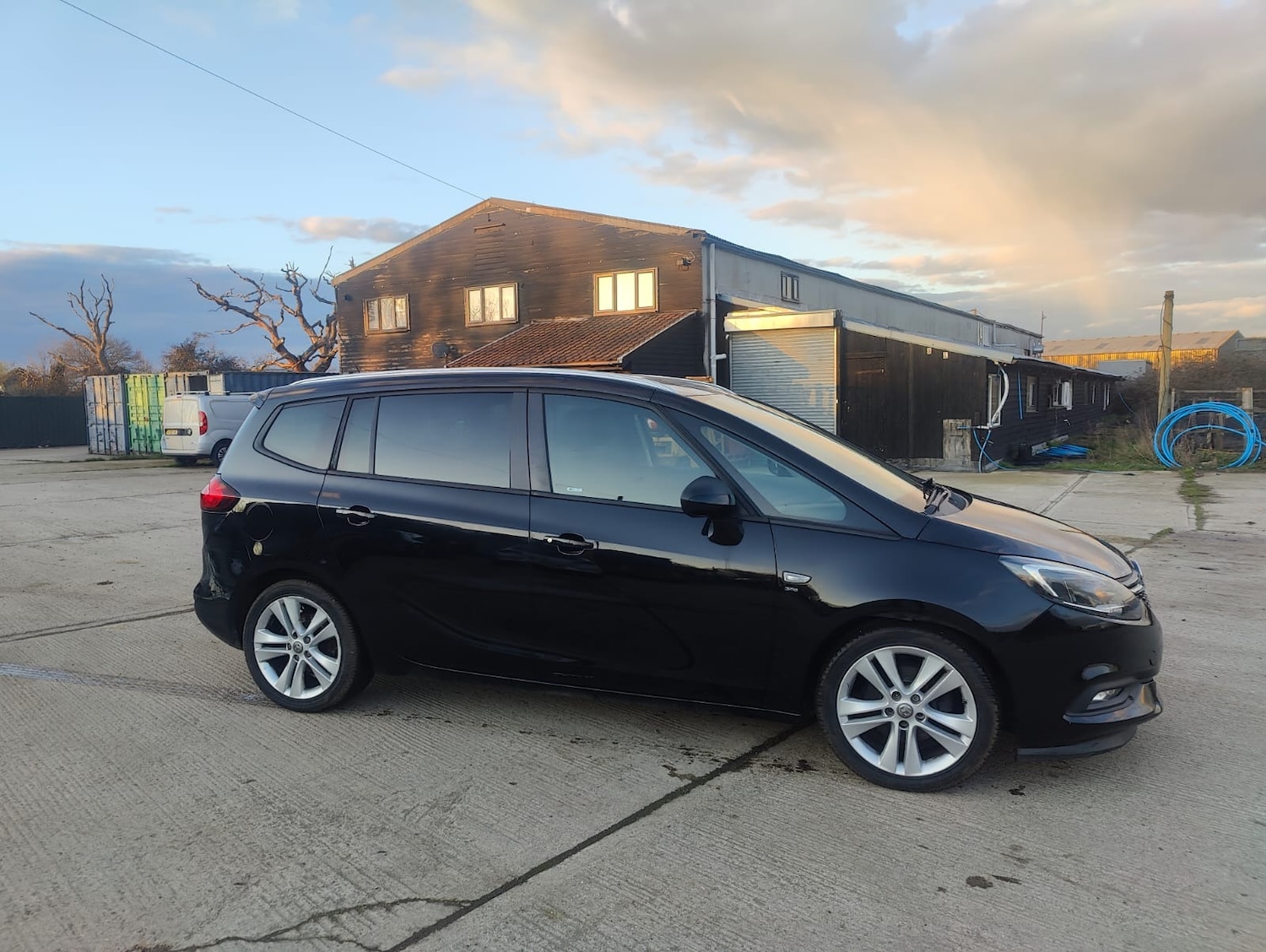 Used Vauxhall Zafira 2016 for sale - 77707342: Photo 5