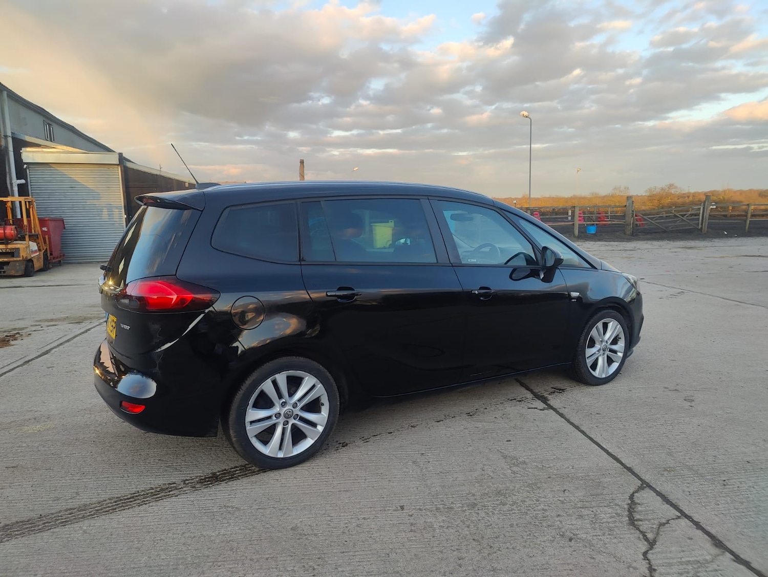 Used Vauxhall Zafira 2016 for sale - 77707342: Photo 6