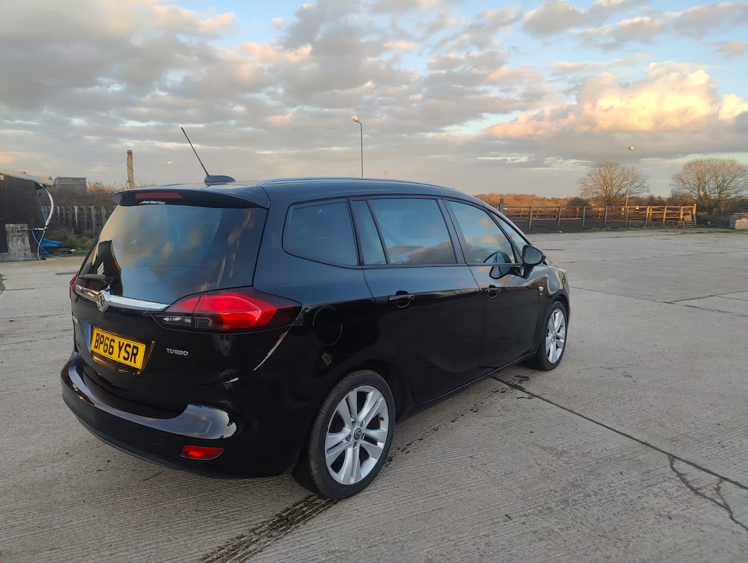 Used Vauxhall Zafira 2016 for sale - 77707342: Photo 7
