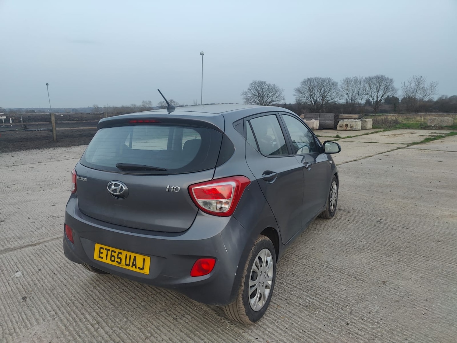 Used Hyundai i10 2016 for sale - 77765870: Photo 10