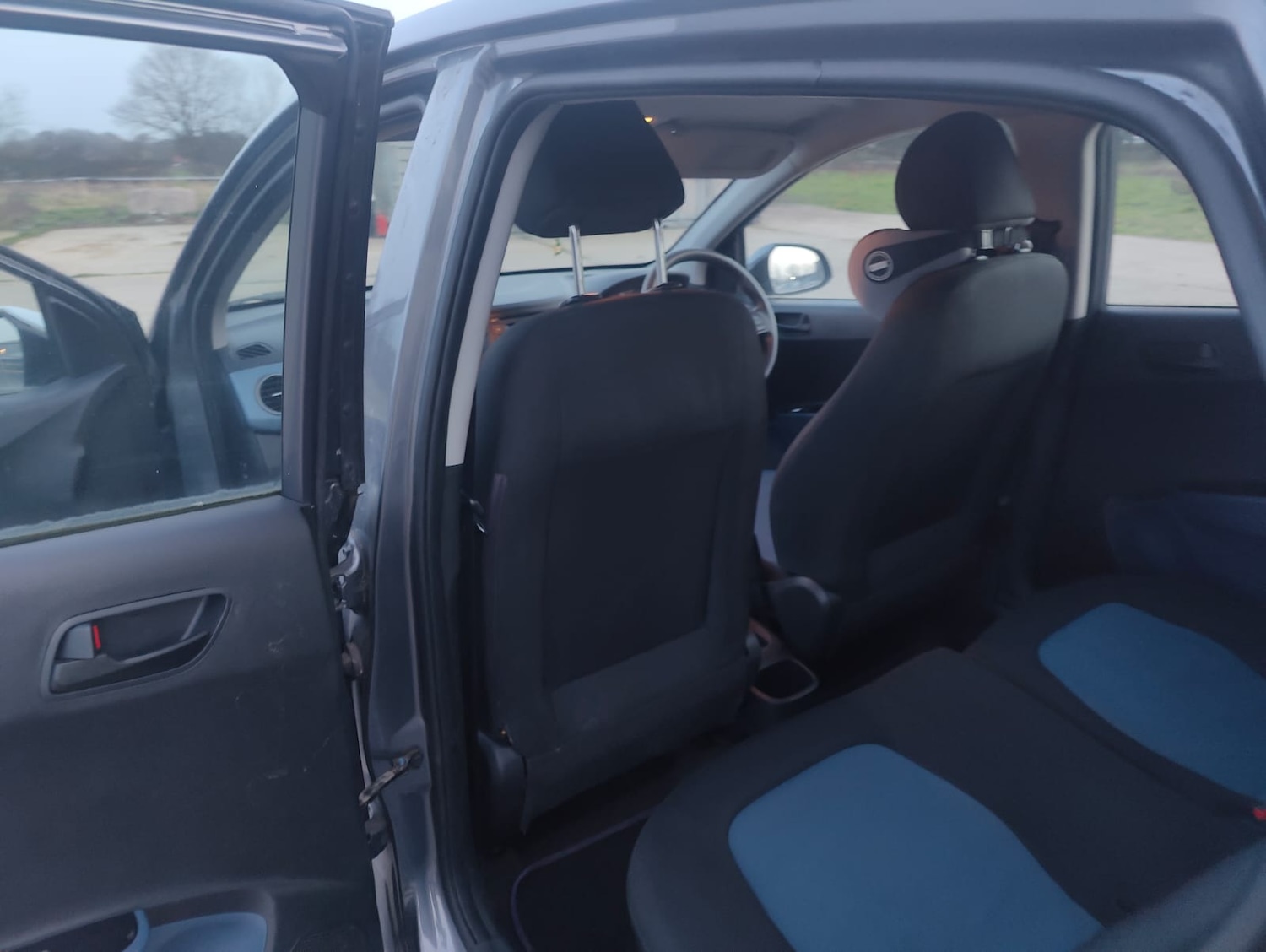 Used Hyundai i10 2016 for sale - 77765870: Photo 14