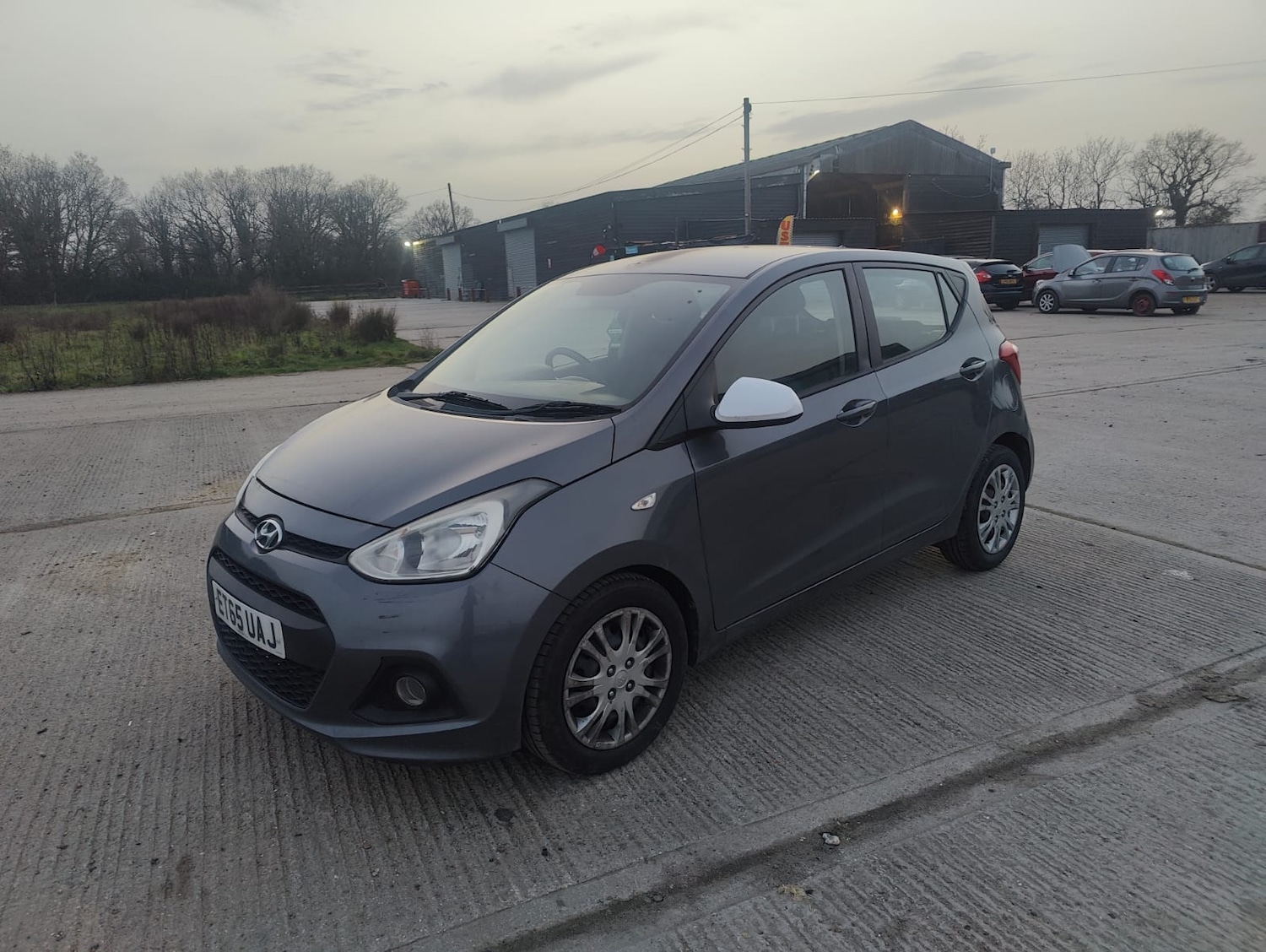 Used Hyundai i10 2016 for sale - 77765870: Photo 18