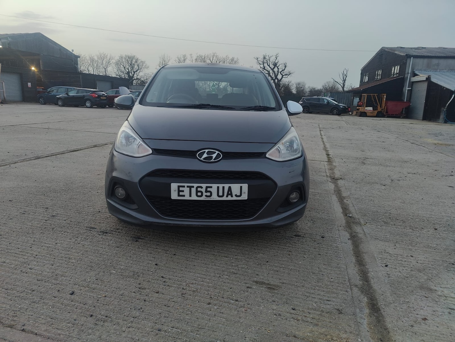 Used Hyundai i10 2016 for sale - 77765870: Photo 2