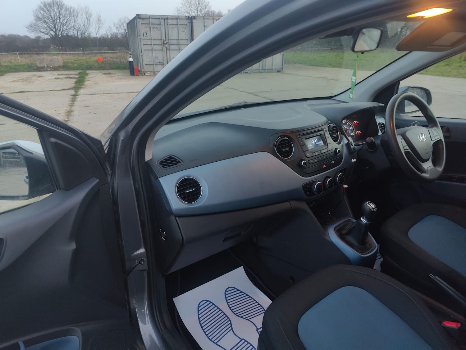 Used Hyundai i10 2016 for sale - 77765870: Photo 21