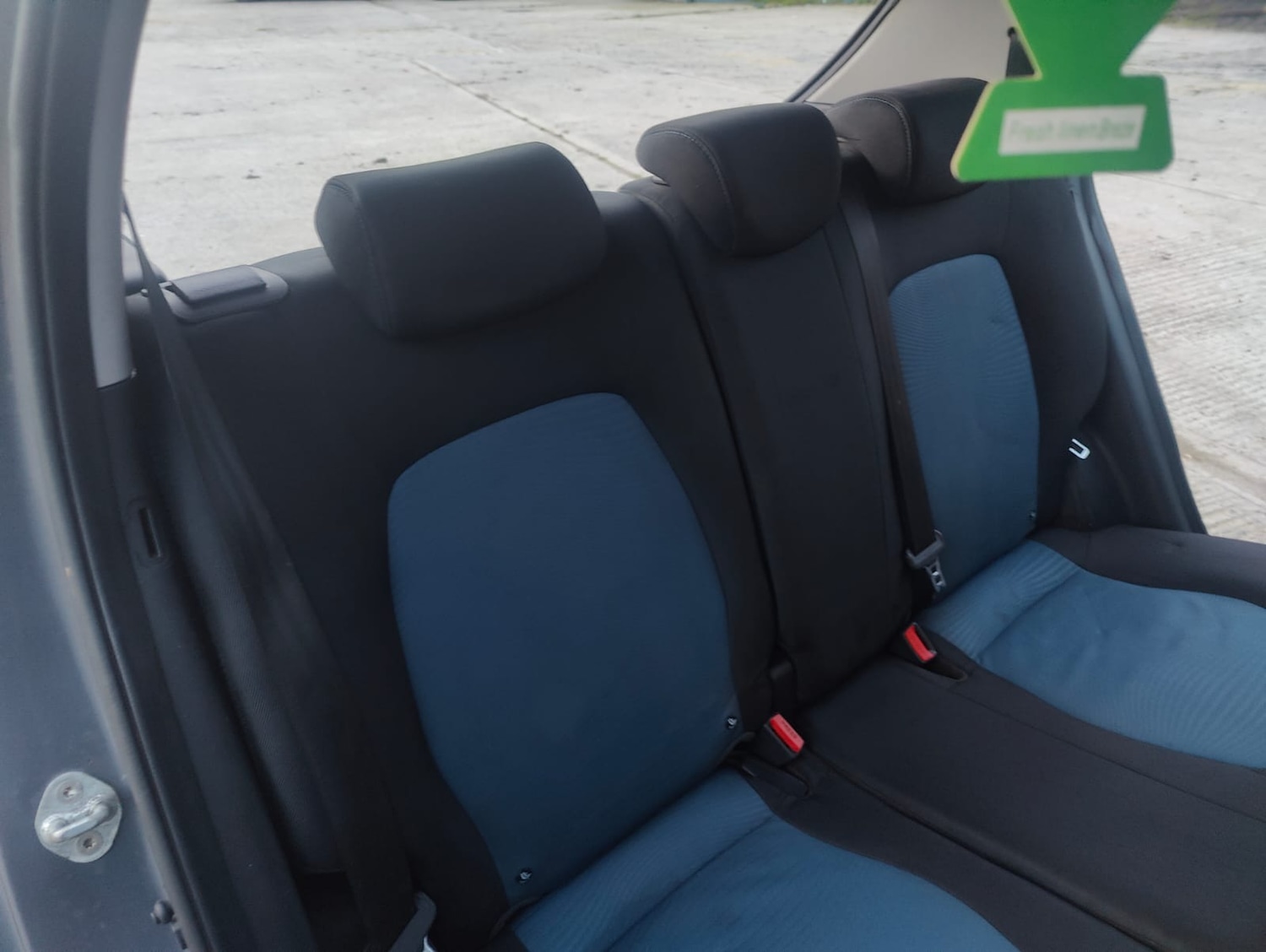 Used Hyundai i10 2016 for sale - 77765870: Photo 28