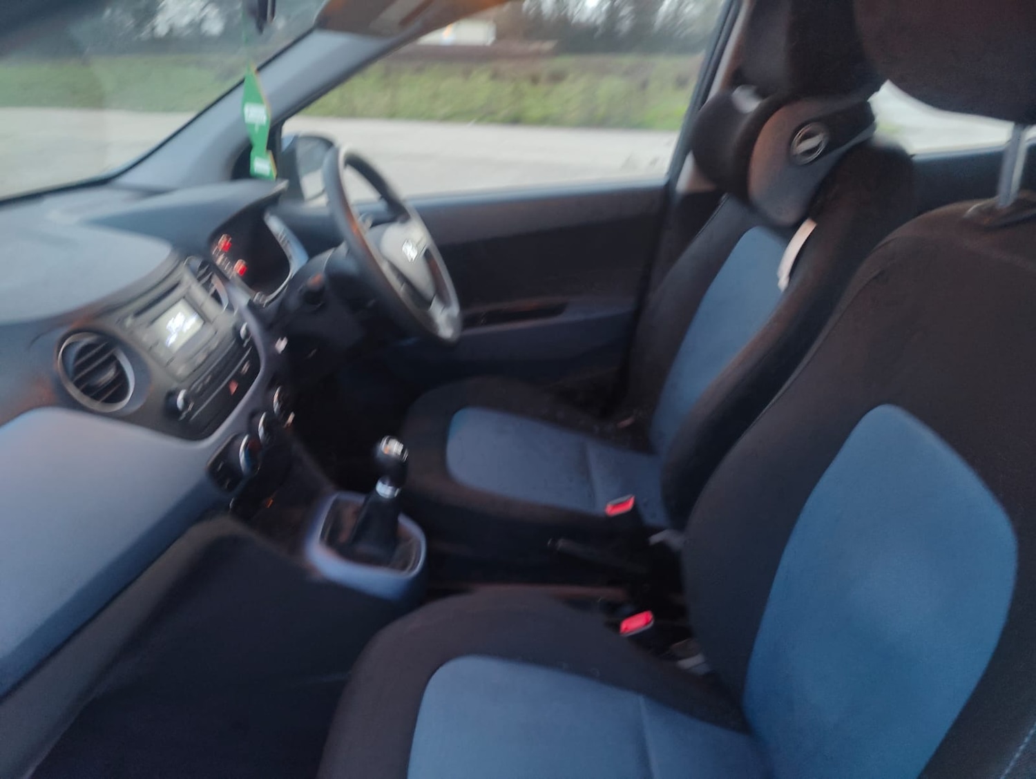 Used Hyundai i10 2016 for sale - 77765870: Photo 6