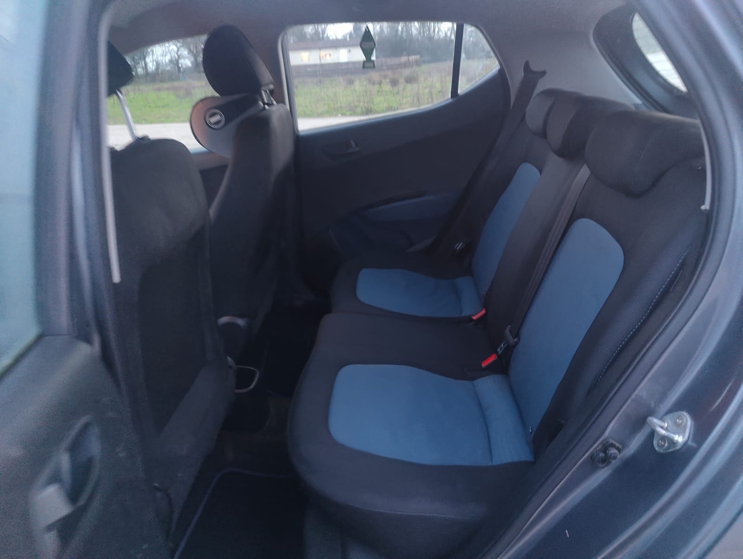 Used Hyundai i10 2016 for sale - 77765870: Photo 9