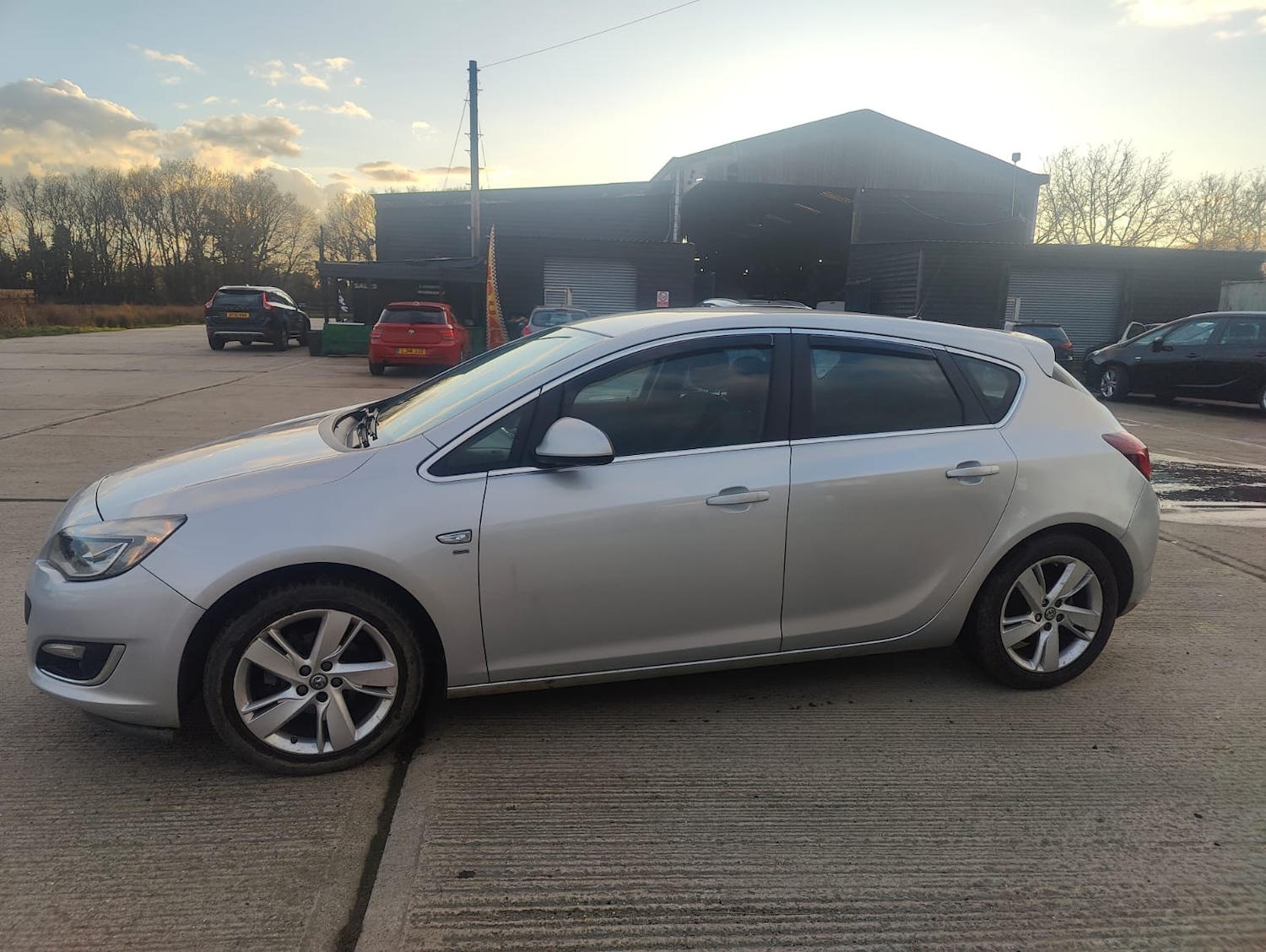 Used Vauxhall Astra 2015 for sale - 77704570: Photo 10