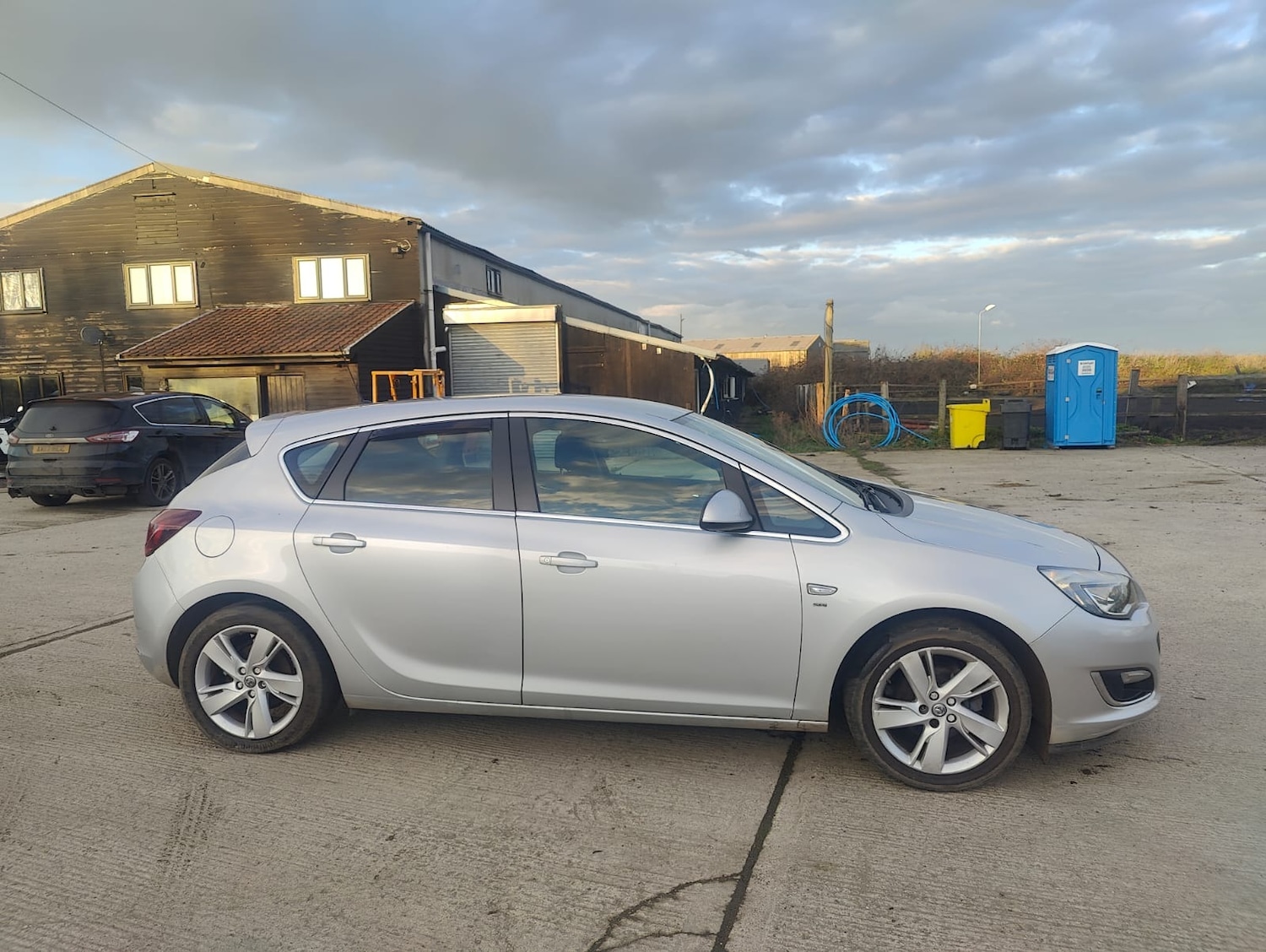 Used Vauxhall Astra 2015 for sale - 77704570: Photo 5