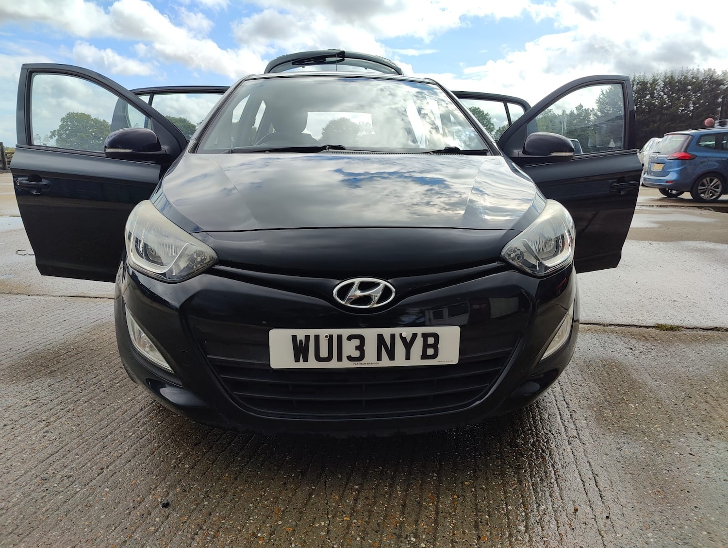 Used Hyundai i20 2013 for sale - 76765066: Photo 35
