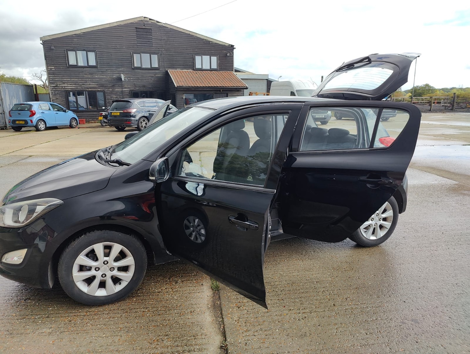 Used Hyundai i20 2013 for sale - 76765066: Photo 45