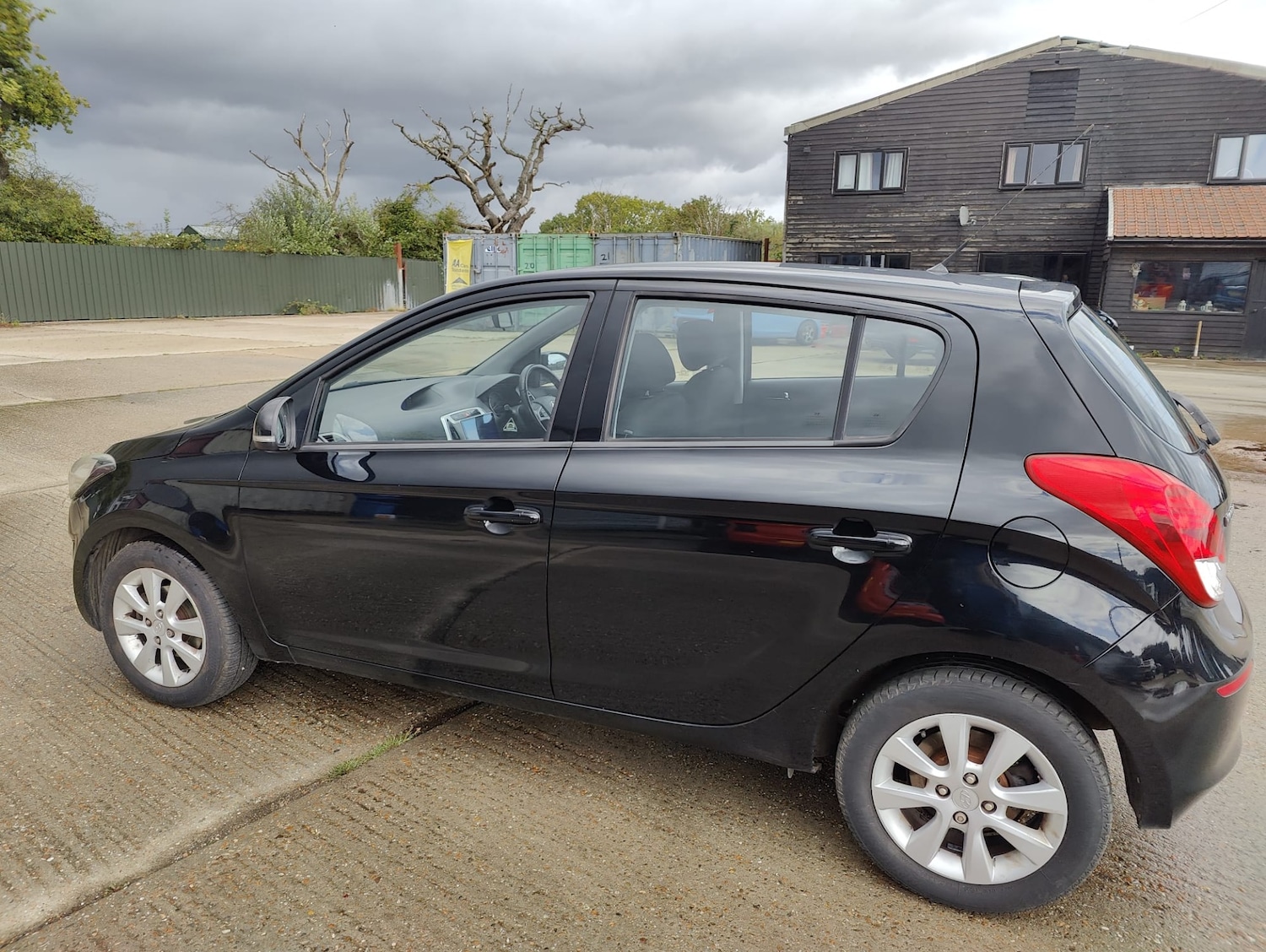 Used Hyundai i20 2013 for sale - 76765066: Photo 8