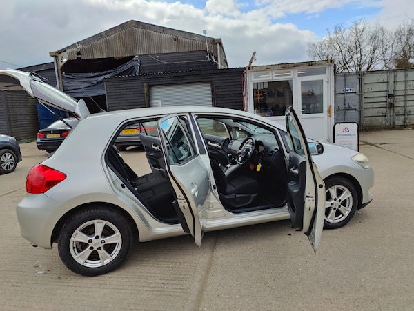 Used Toyota Auris 2007 for sale - 75629401: Photo 41