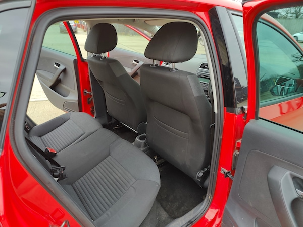 Used Volkswagen Polo 2013 for sale - 76142643: Photo 28