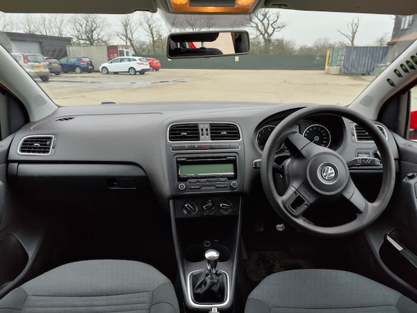 Used Volkswagen Polo 2013 for sale - 76142643: Photo 42