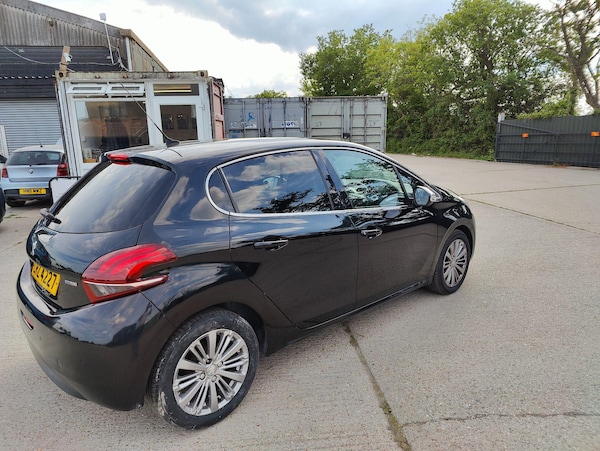 Used Peugeot 208 2016 for sale - 75313867: Photo 20