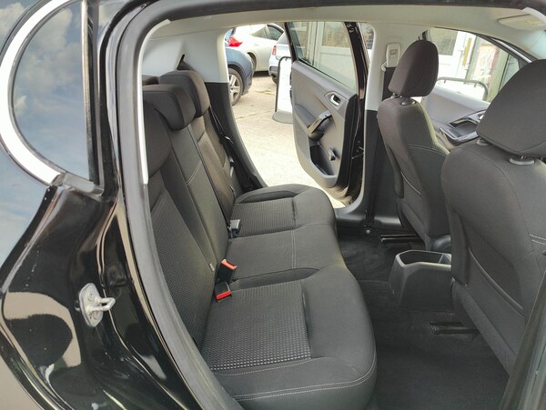 Used Peugeot 208 2016 for sale - 75313867: Photo 36