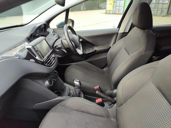 Used Peugeot 208 2016 for sale - 75313867: Photo 49