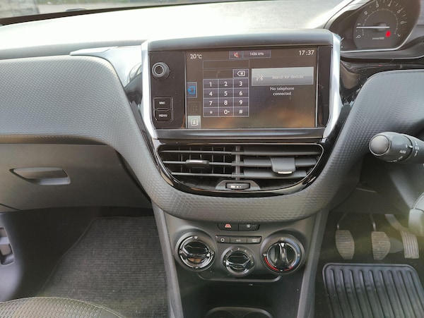 Used Peugeot 208 2016 for sale - 75313867: Photo 4