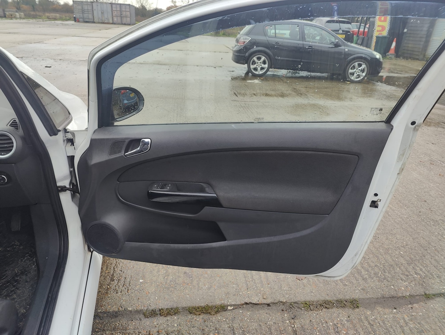 Used Vauxhall Corsa 2014 for sale - 76859277: Photo 24