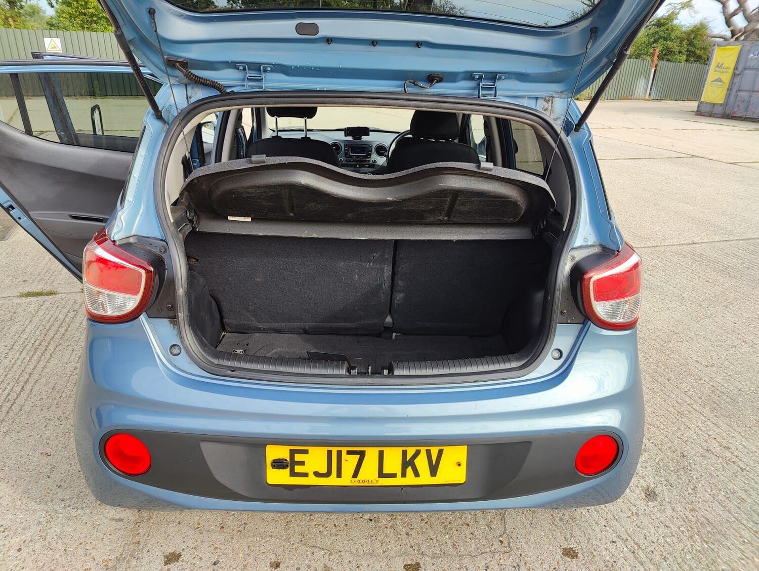 Vehicle 22
