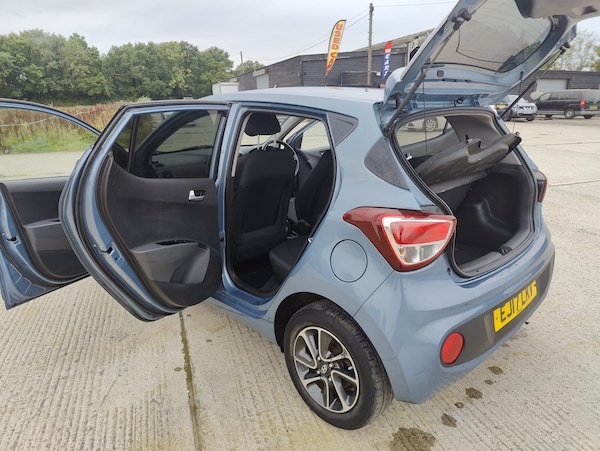 Used Hyundai i10 2017 for sale - 75539817: Photo 40
