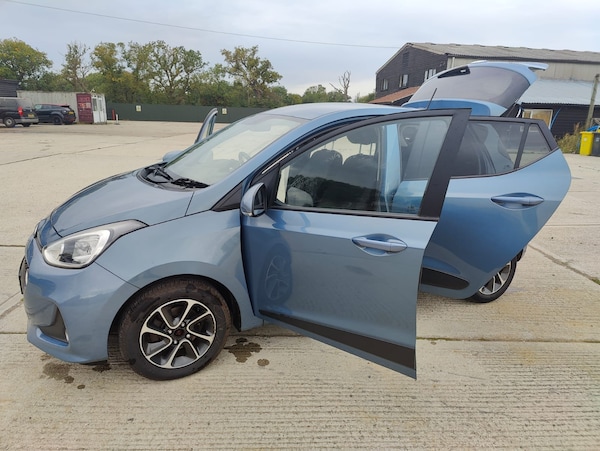 Used Hyundai i10 2017 for sale - 75539817: Photo 42