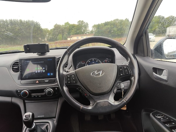 Used Hyundai i10 2017 for sale - 75539817: Photo 49