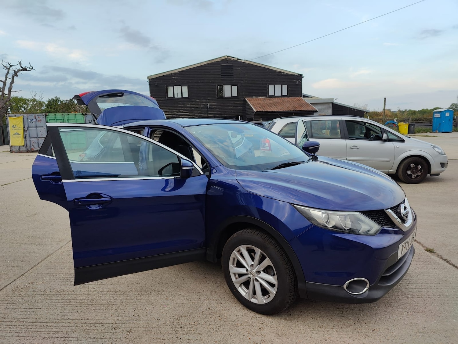 Used Nissan Qashqai 2014 for sale - 77085608: Photo 50