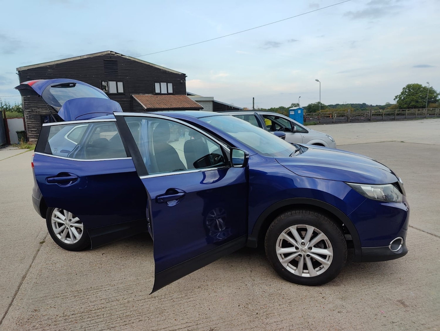 Used Nissan Qashqai 2014 for sale - 77085608: Photo 51
