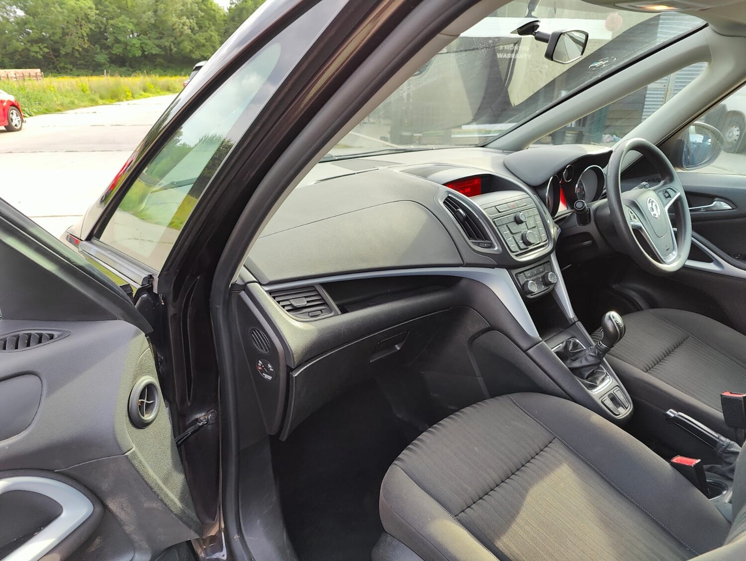 Used Vauxhall Zafira 2015 for sale - 76156650: Photo 15