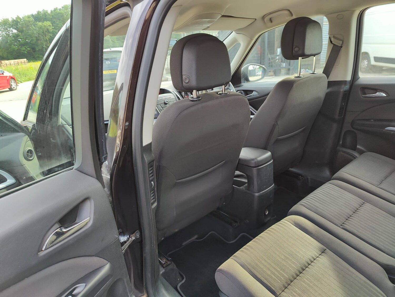 Used Vauxhall Zafira 2015 for sale - 76156650: Photo 20