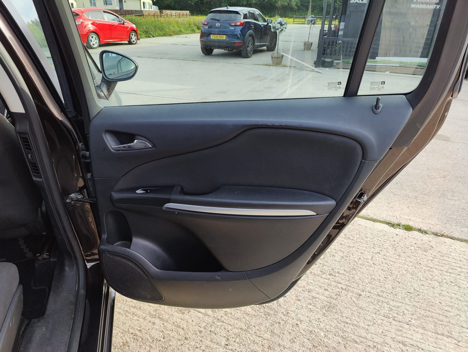 Used Vauxhall Zafira 2015 for sale - 76156650: Photo 28