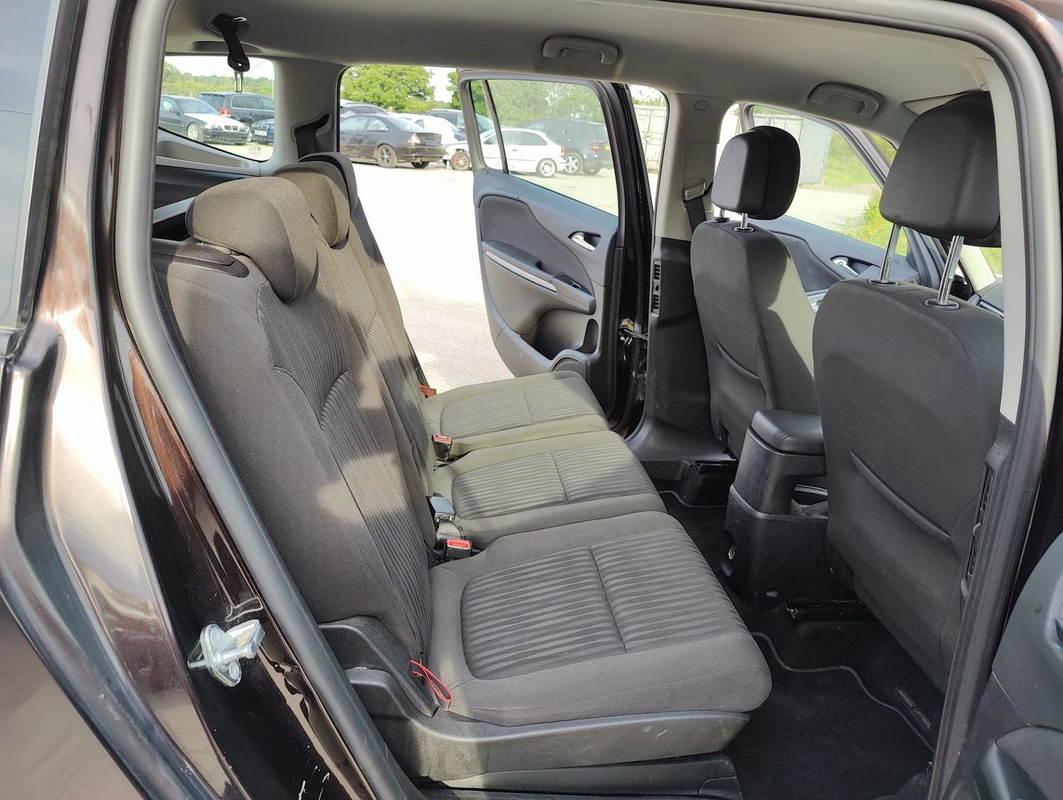 Used Vauxhall Zafira 2015 for sale - 76156650: Photo 30