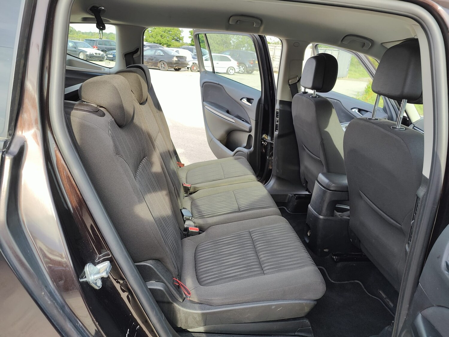 Used Vauxhall Zafira 2015 for sale - 76156650: Photo 31