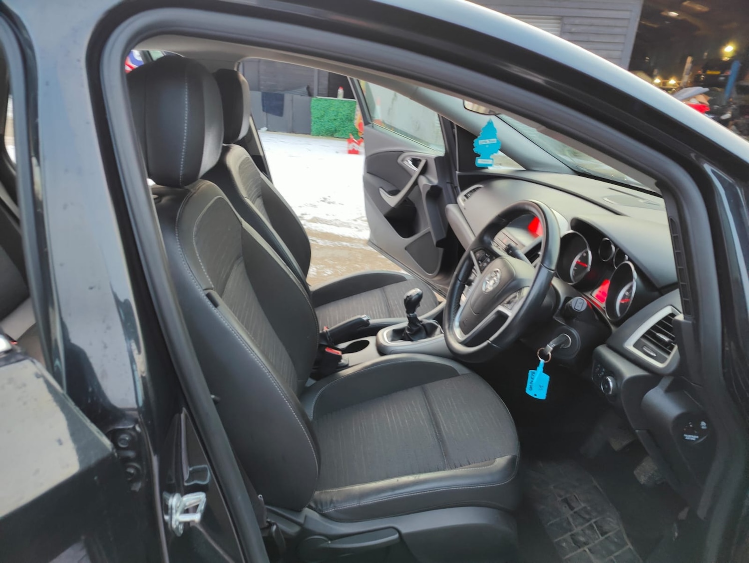 Used Vauxhall Astra 2014 for sale - 77117528: Photo 31