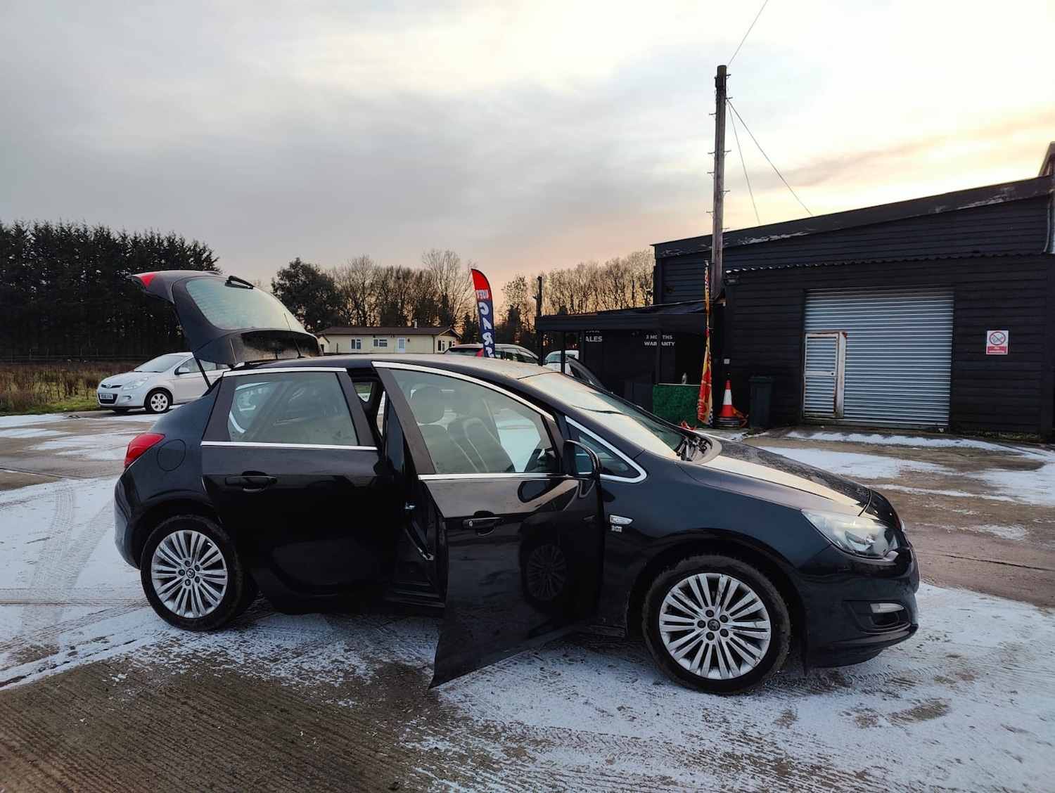 Used Vauxhall Astra 2014 for sale - 77117528: Photo 33