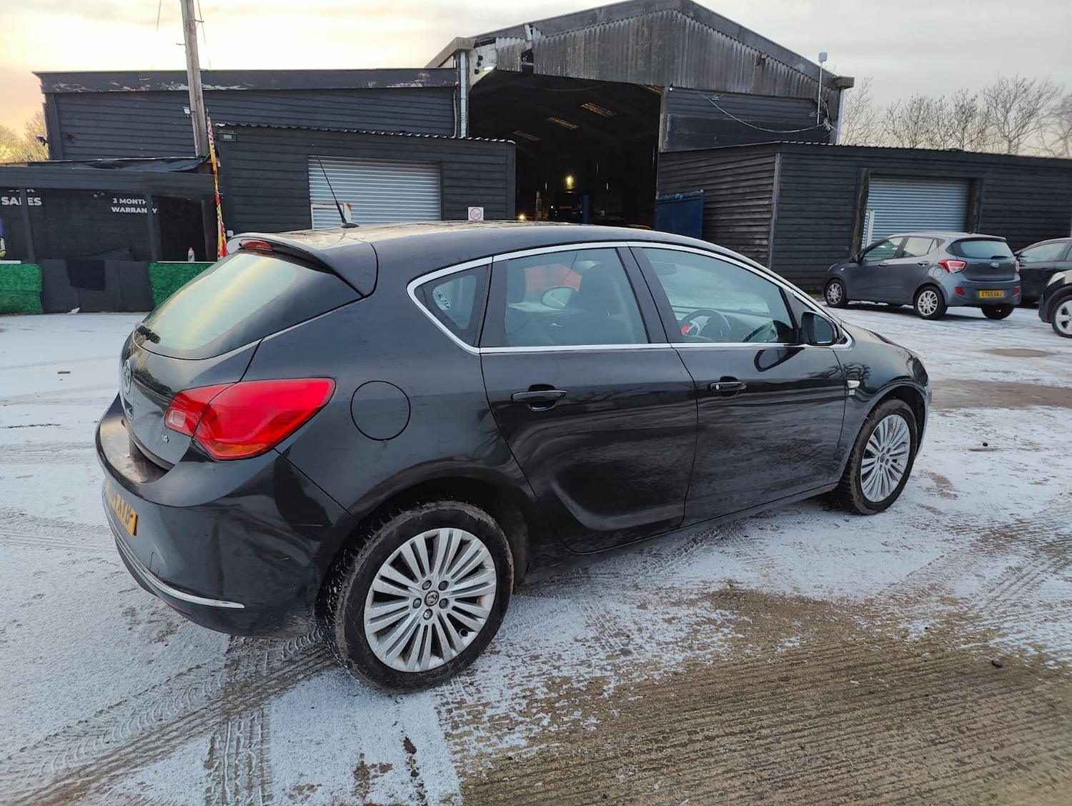 Used Vauxhall Astra 2014 for sale - 77117528: Photo 9