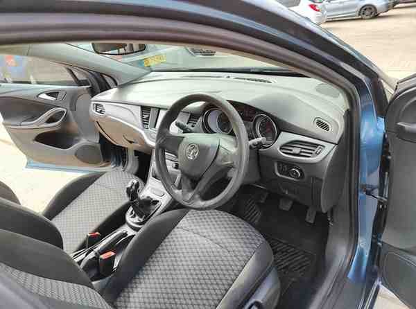 Used Vauxhall Astra 2016 for sale - 76142697: Photo 31