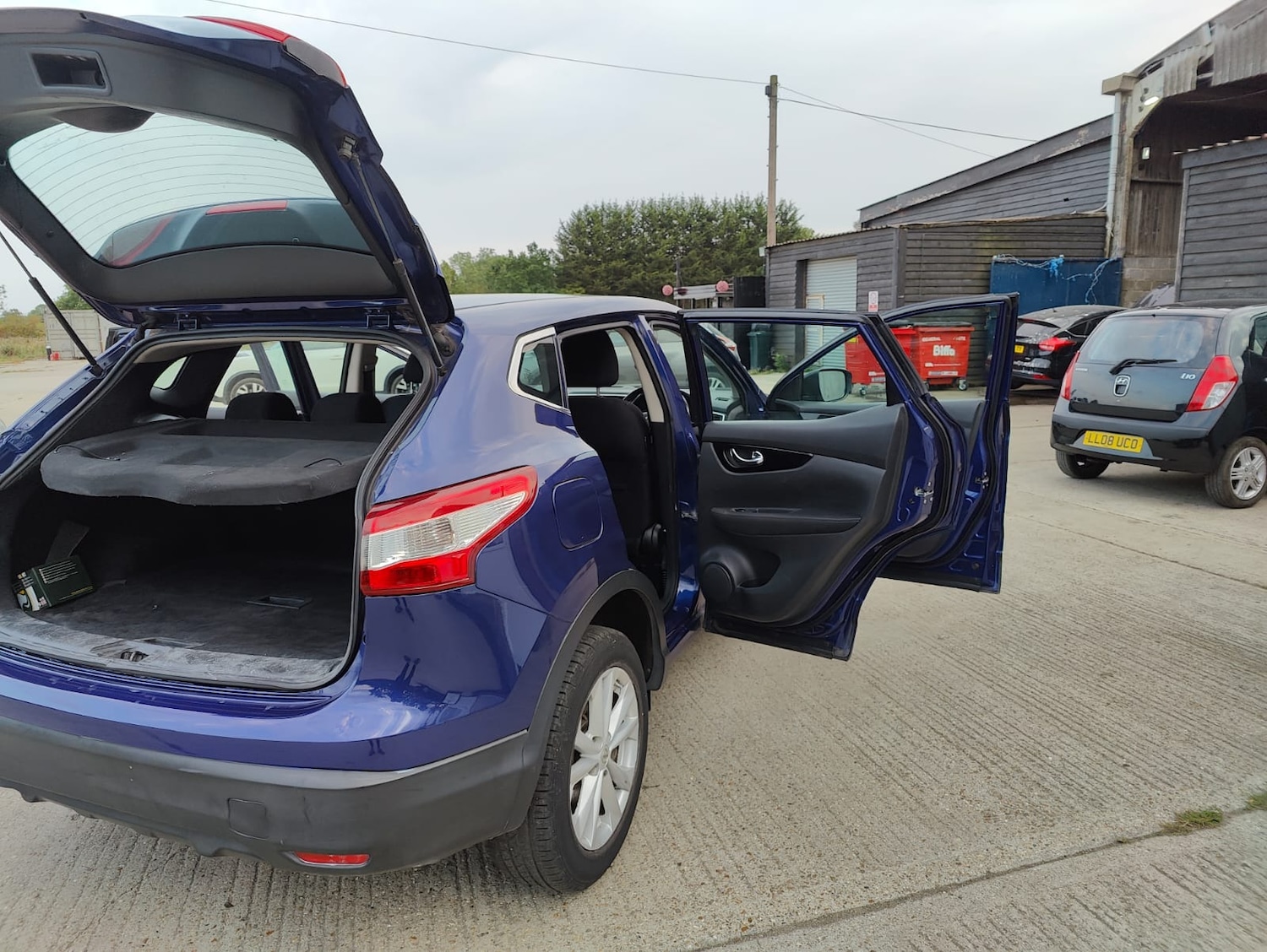 Used Nissan Qashqai 2014 for sale - 76156916: Photo 17