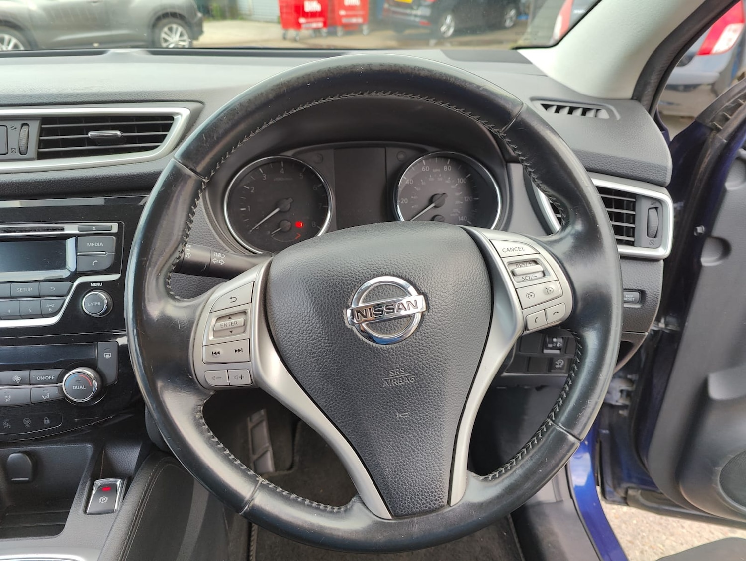 Used Nissan Qashqai 2014 for sale - 76156916: Photo 41